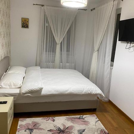 John'S Apartment Alba Iulia Buitenkant foto