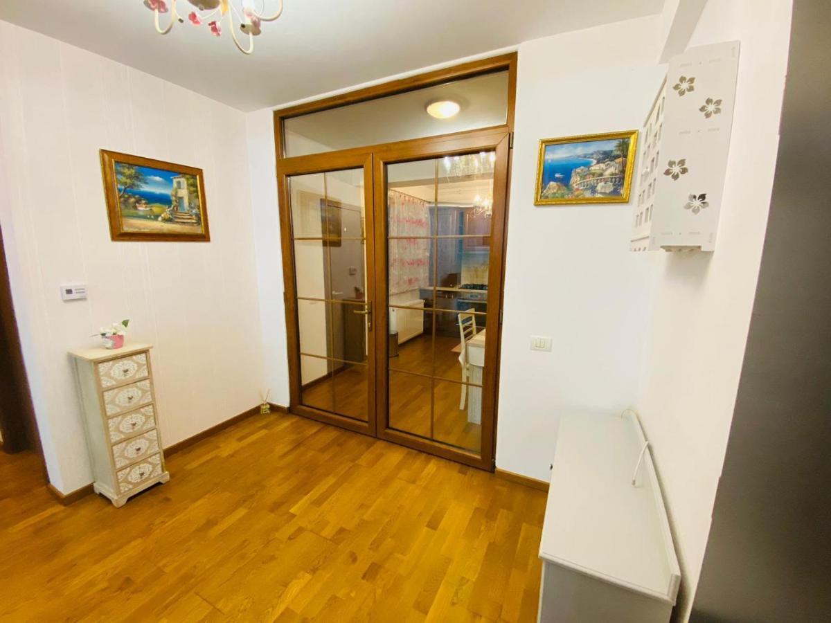 John'S Apartment Alba Iulia Buitenkant foto