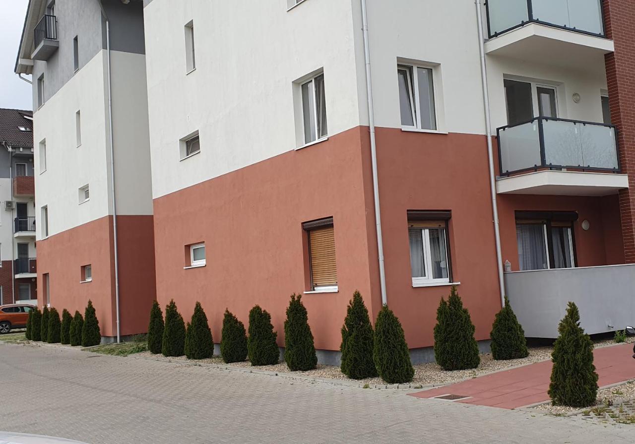 John'S Apartment Alba Iulia Buitenkant foto